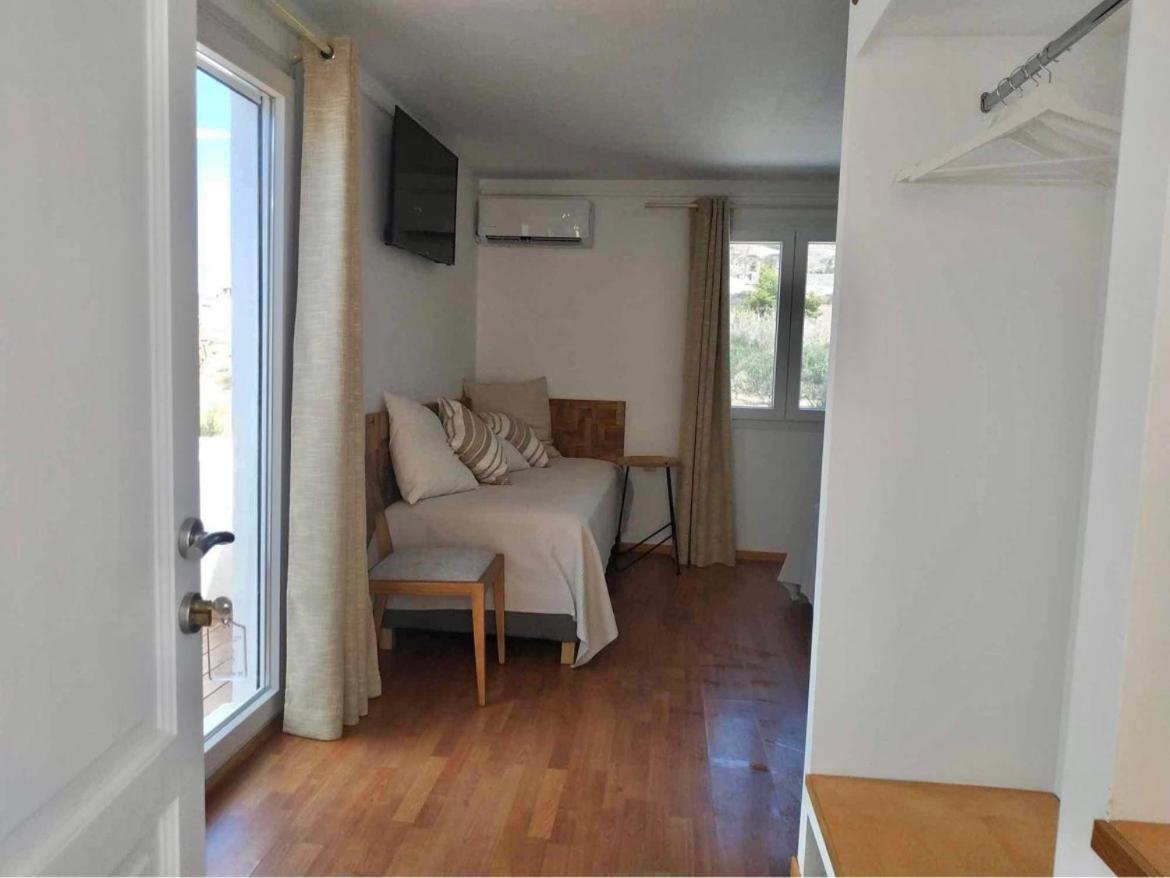 Syros Village Suites Vari  ภายนอก รูปภาพ