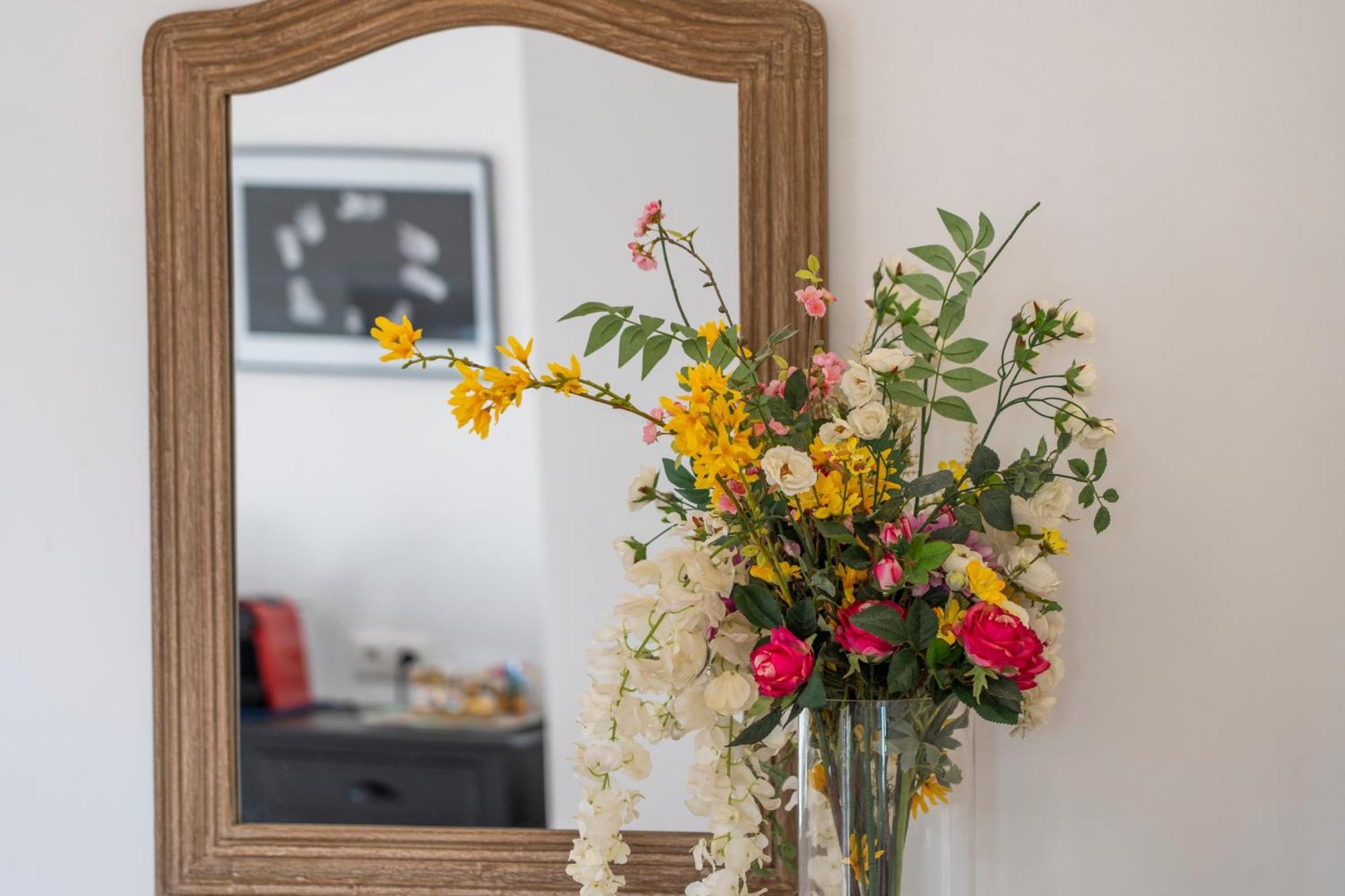 Syros Village Suites Vari  ภายนอก รูปภาพ