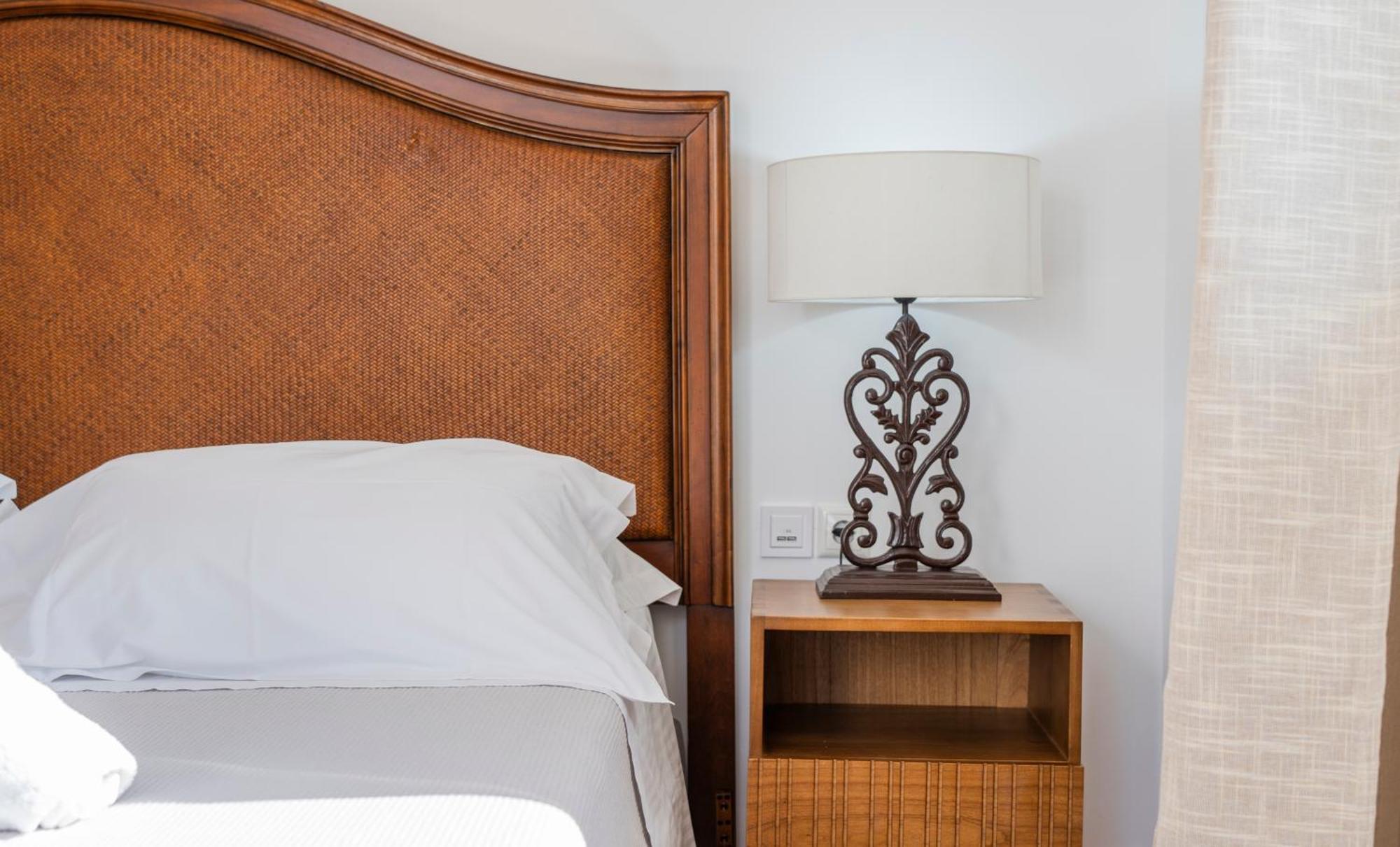 Syros Village Suites Vari  ภายนอก รูปภาพ