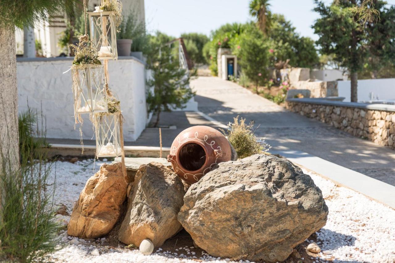 Syros Village Suites Vari  ภายนอก รูปภาพ