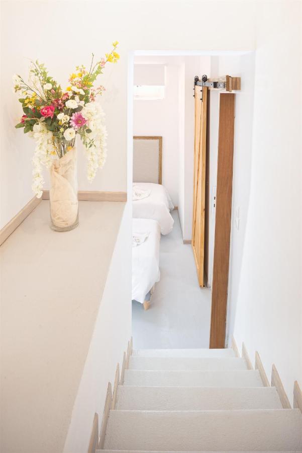 Syros Village Suites Vari  ภายนอก รูปภาพ